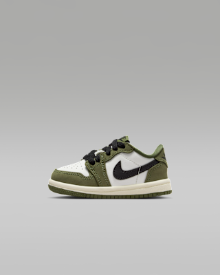 未使用20cm Nike Air Jordan 1 Low オリーブ/ホワイト NIKE公式】エア ジョーダン 1 レトロ LOW 